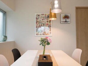 Dining - An entire villa for rent perfect location for sig / Nago Okinawa (Nago)