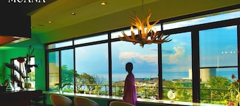 Twin queen size bed with private bathroom / Oshima-cho Tokyo