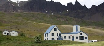 Hals Guesthouse by Engimyri