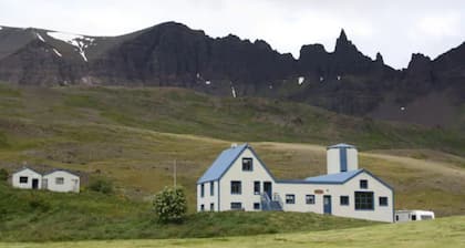 Hals Guesthouse by Engimyri