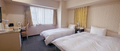 1 slaapkamer, een bureau, een strijkplank/strijkijzer, gratis wifi