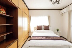 3 soveværelser, skrivebord, gratis Wi-Fi, sengetøj