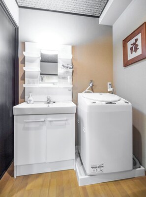 Hair dryer, towels
