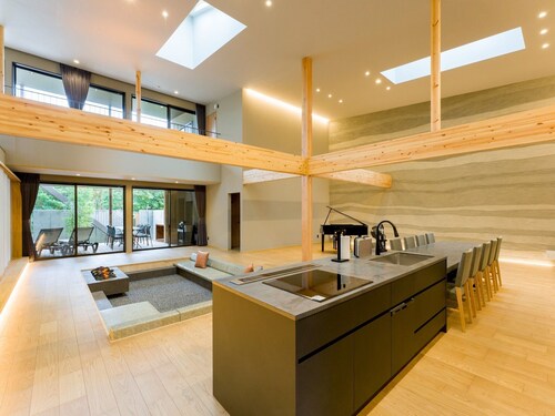 Building A  SuiteWith pool terrace and sauna / Kamogawa City Chiba