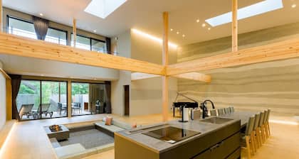 Building A Pets allowed SuiteWith pool terrace and sauna / Kamogawa City Chiba