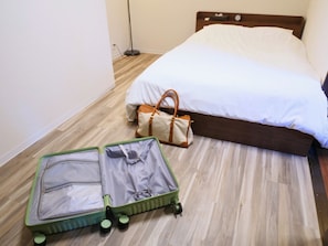 2 多间卧室、办公桌、熨斗/熨衣板、免费 WiFi