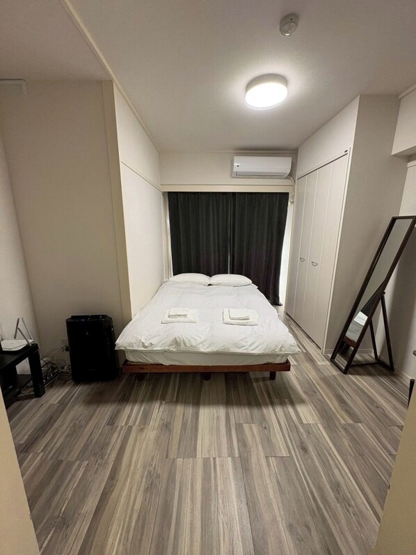 1 bedroom, desk, iron/ironing board, free WiFi