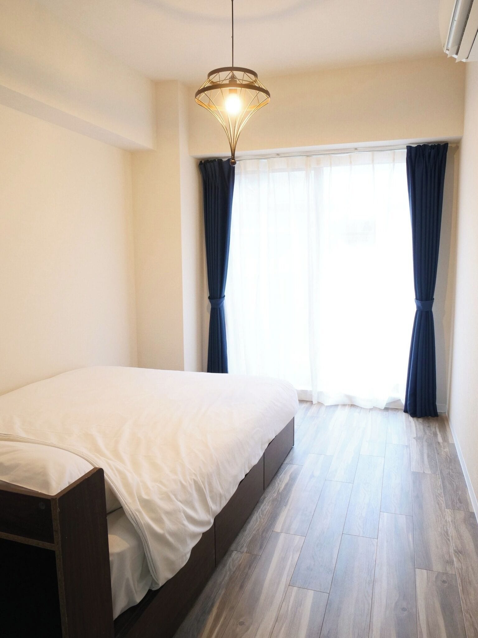 2 camere, una scrivania, ferro/asse da stiro, Wi-Fi gratuito