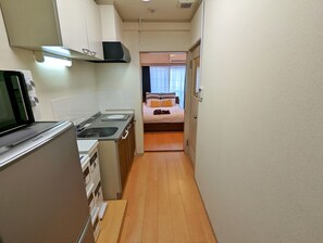 1 chambre, bureau, fer et planche à repasser, Wi-Fi gratuit