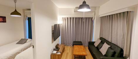 1 bedroom, desk, iron/ironing board, free WiFi