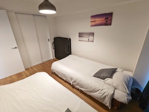 1 Schlafzimmer, Schreibtisch, Bügeleisen/Bügelbrett, kostenloses WLAN