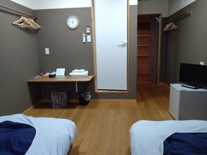 1 slaapkamer, een bureau, gratis wifi, beddengoed