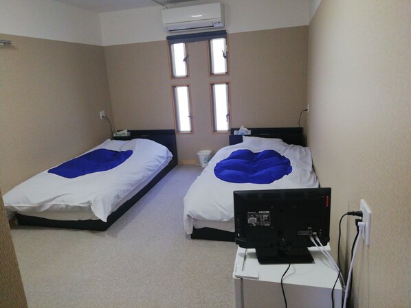 1 dormitorio, escritorio, wifi gratis y ropa de cama