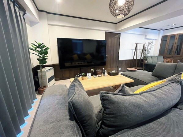 TV