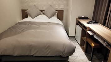 1 bedroom, desk, free WiFi, bed sheets