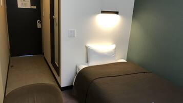 1 bedroom, desk, free WiFi, bed sheets