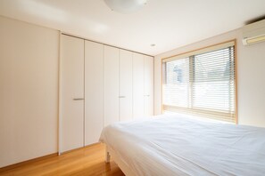 3 bedrooms, free WiFi, bed sheets