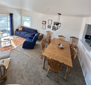Smart TV, DVD player, books, video library - Bethany Bay Beach Oasis, 4 Bed 3 bath, pool, golf, kayak, Ocean View (Ocean View)