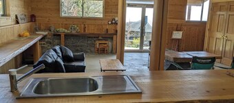 Whole house charter / Kitsuki Ōita