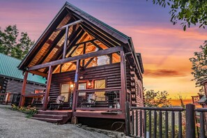 Exterior - Grand Mountain View Lodge By Ghosal Lodging (Sevierville)