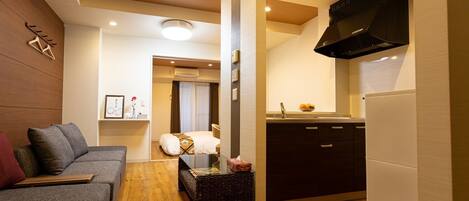 1 bedroom, desk, iron/ironing board, free WiFi