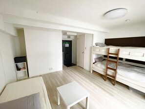 1 camera, ferro/asse da stiro, Wi-Fi gratuito, lenzuola