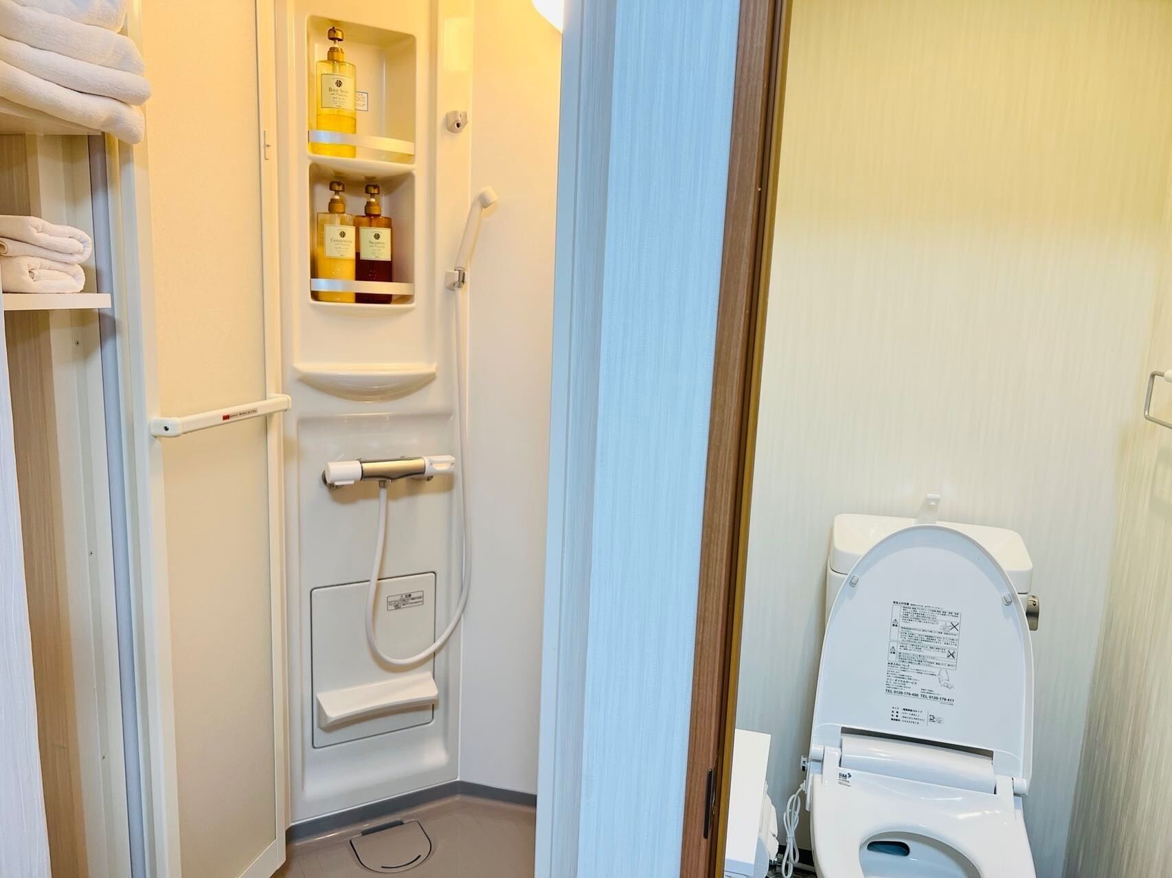 Hair dryer, towels