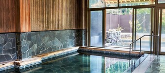 Nonsmoking Annex Westernstyle twin room with breakfast included After relaxing in the hot sprin / Seiyo Ehime