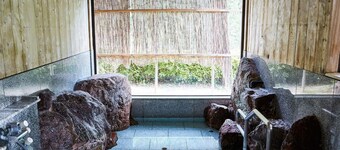 Nonsmoking Annex Westernstyle twin room with breakfast included After relaxing in the hot sprin / Seiyo Ehime