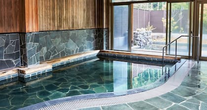 Hosenbo Lodge Nonsmoking Westernstyle twin room in the main building Breakfast included / Seiyo Ehime