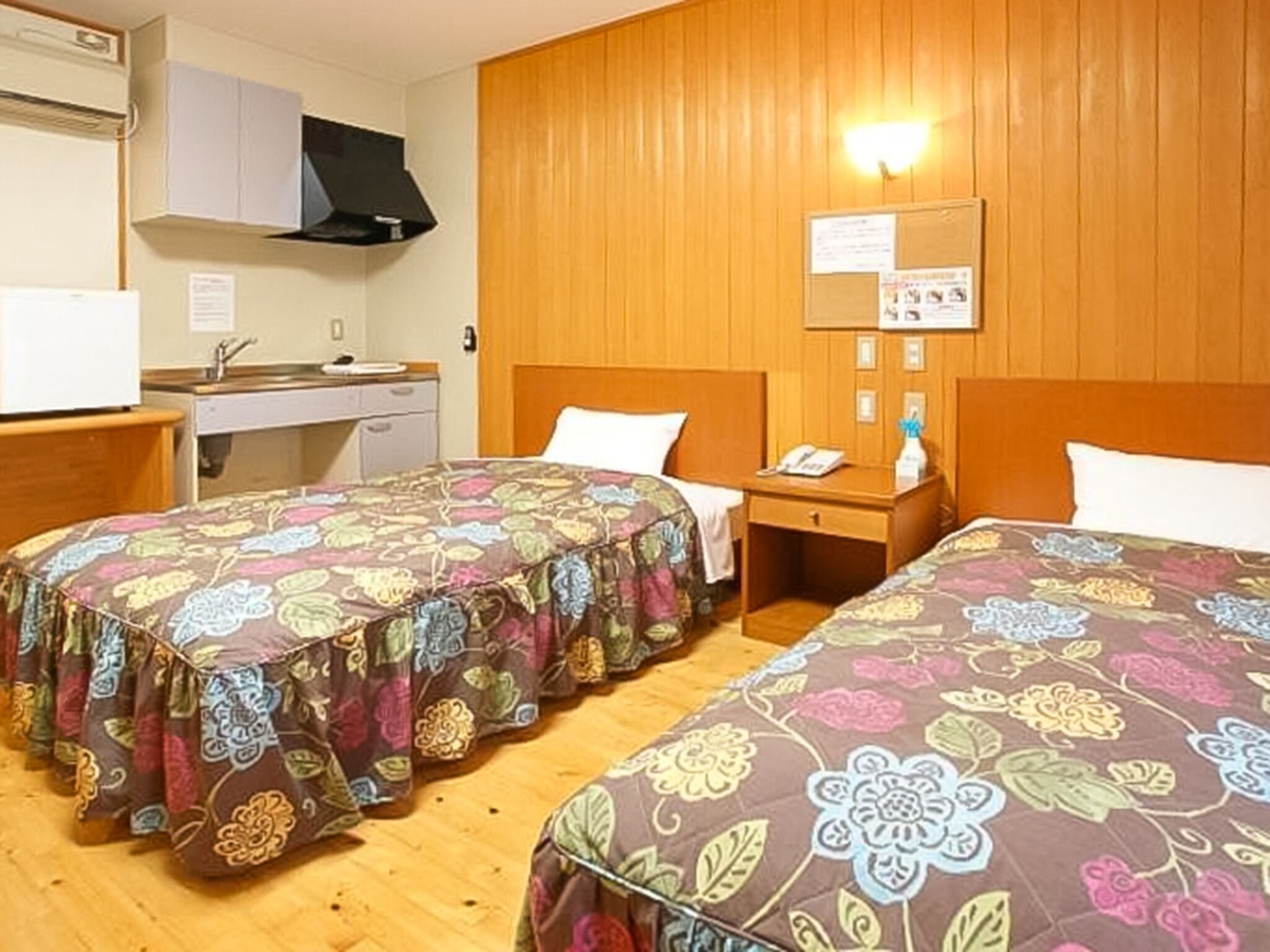 1 bedroom, desk, free WiFi, bed sheets