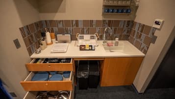 Fridge, microwave, cookware/dishes/utensils