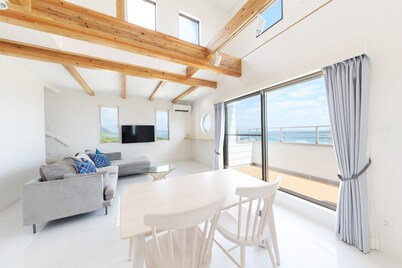 Building A Southern European style limited to on / Oshima-gun Kagoshima