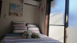 1 bedroom, free WiFi, bed sheets