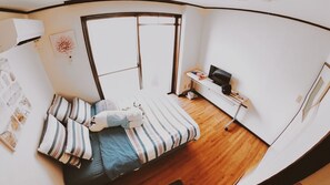 1 bedroom, free WiFi, bed sheets