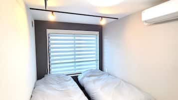 1 bedroom, desk, free WiFi, bed sheets