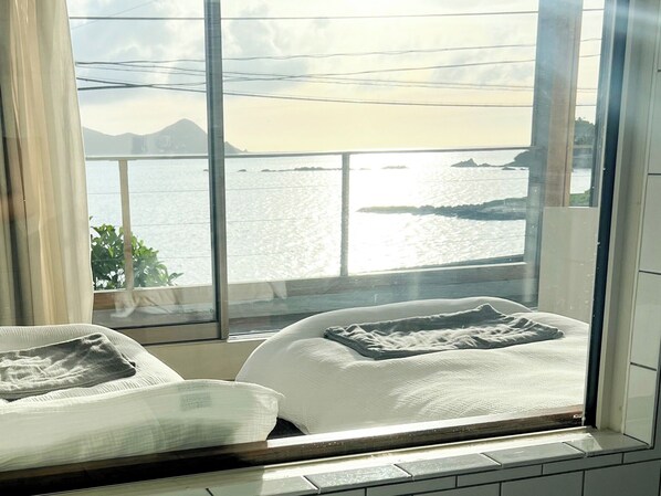 2 bedrooms, desk, free WiFi, bed sheets