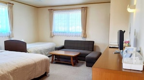 1 slaapkamer, een bureau, gratis wifi, beddengoed