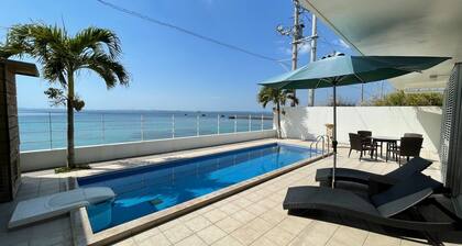 Enjoy a private pool overlooking the sea a luxuri / Kunigami-gun Okinawa