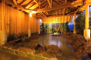 Spa - Breakfast buffet plan 30 seconds walk from the s / Beppu Ōita (Beppu)