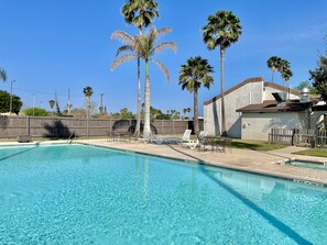 Piscina a l'aire lliure