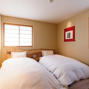 1 soverom, skrivebord, strykejern/-brett og wi-fi (inkludert)