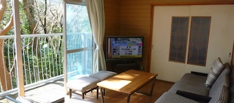 A rental villa with a BBQ and freeflowing hot sp / Kamo-gun Shizuoka