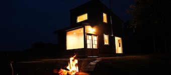 Rent an entire small house in Mountain View / Shibetsu-gun Hokkaidō