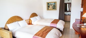 Breakfast plan Westernstyle twin room 26 squar / Hachijo-machi Tokyo