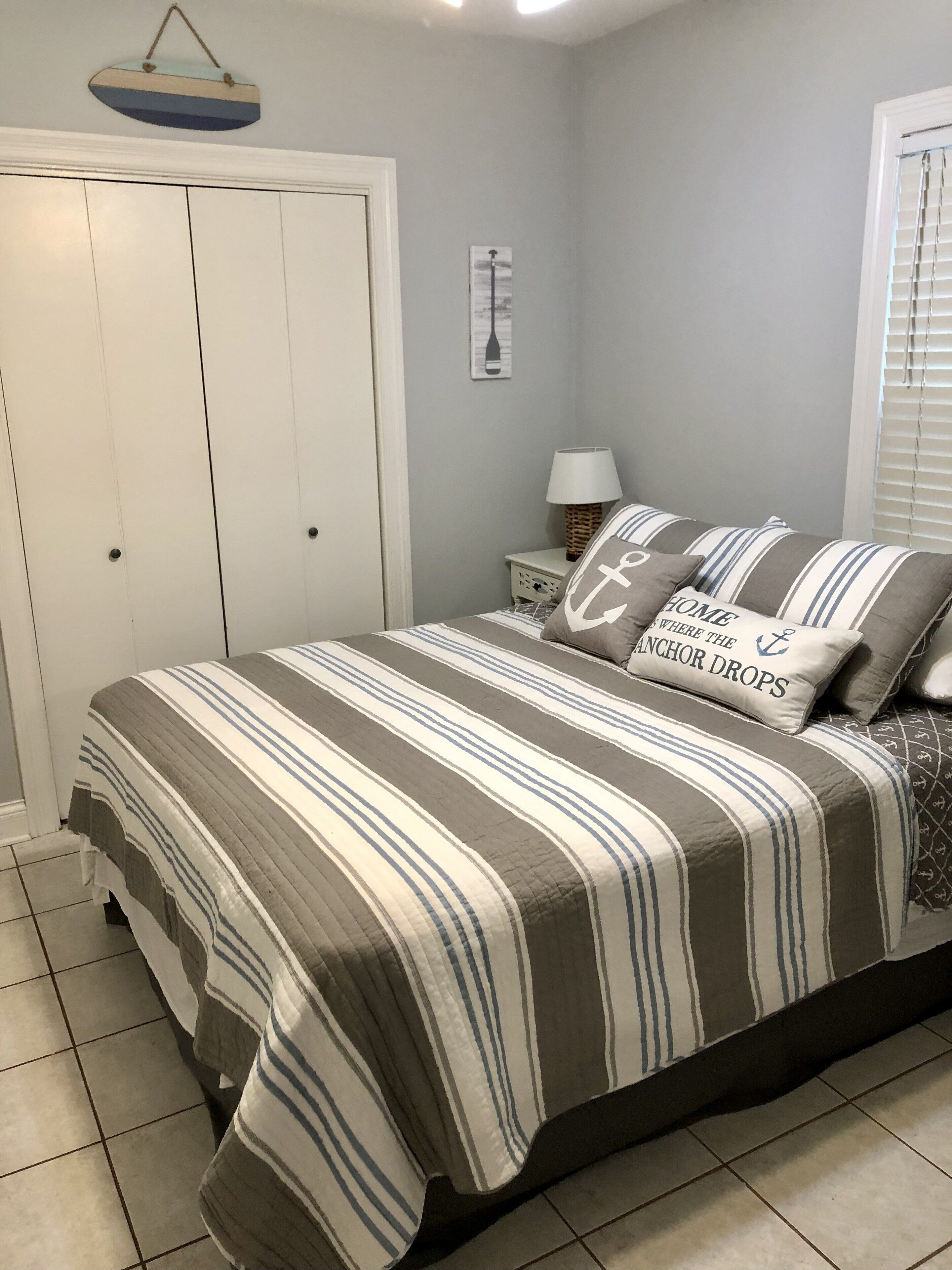 2 bedrooms, travel crib, WiFi