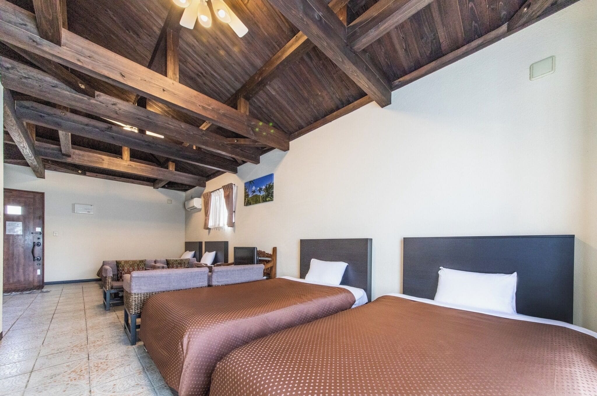 1 多间卧室、办公桌、熨斗/熨衣板、免费 WiFi