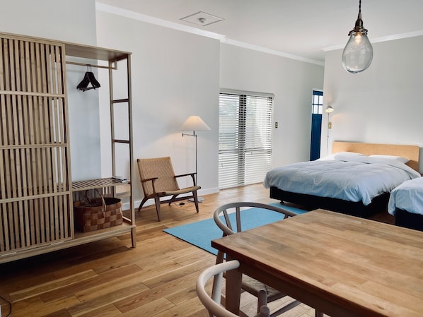 1 bedroom, desk, free WiFi, bed sheets