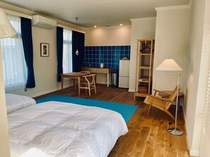 1 slaapkamer, een bureau, gratis wifi, beddengoed