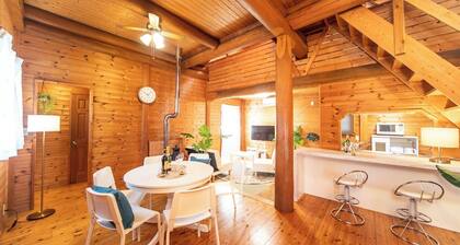 Iwaya Awaji City Free BBQ grill Private log cabin villa with dog run - It is a private log house villa in Iwaya Awaji City / Awaji HyĆgo